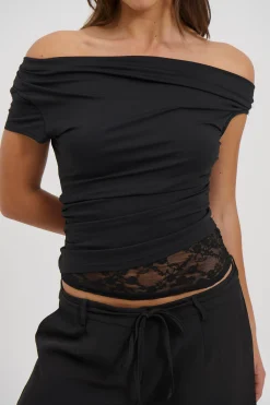 Belle Lace Top Black
